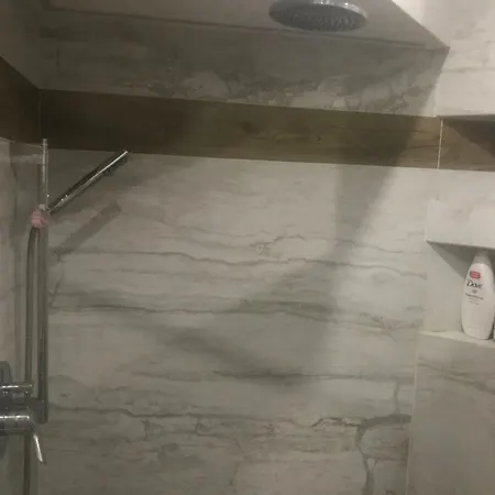 شقة Central Mezonette Apartm