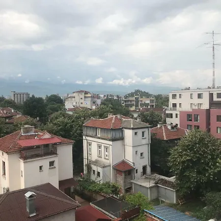 Central Mezonette Apartm * بلوفديف